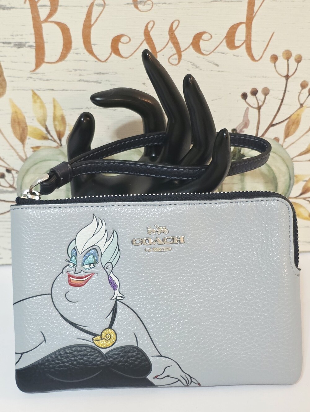 Coach Disney X Coach Corner Zip Wristlet Ursula Motif Ice Blue Multi Rare CC827 - Picture 5 of 15